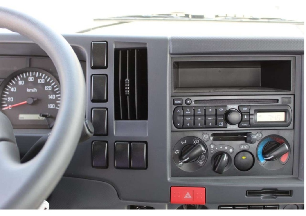ISUZU NPR 71H CHASSIS TRUCK - 4T
