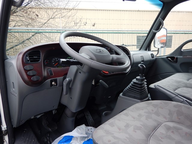 HYUNDAI HD65 DUMP TRUCK A/C - 4T