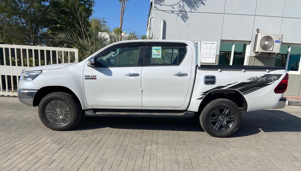 HILUX DC DIESEL 2.4L 4x4 HI 6A/T