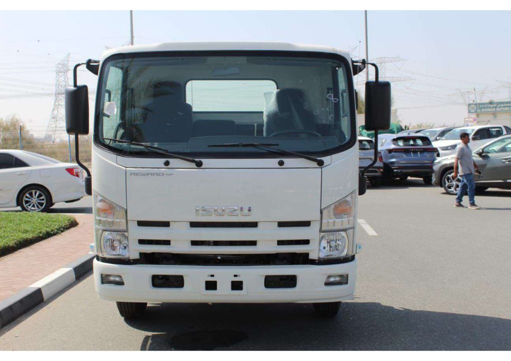 ISUZU NPR 71H CHASSIS TRUCK - 4T